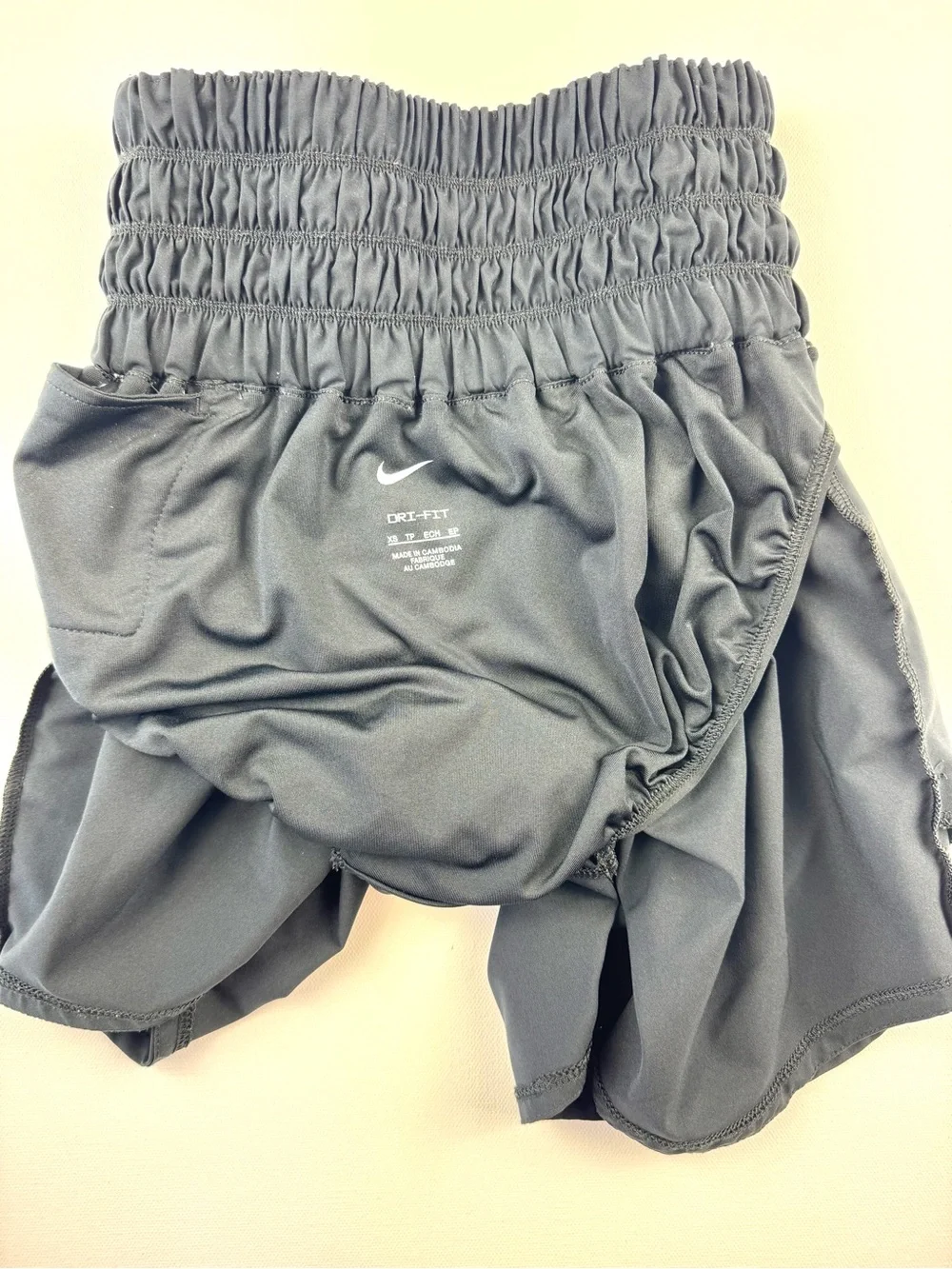 Nike lightweight black